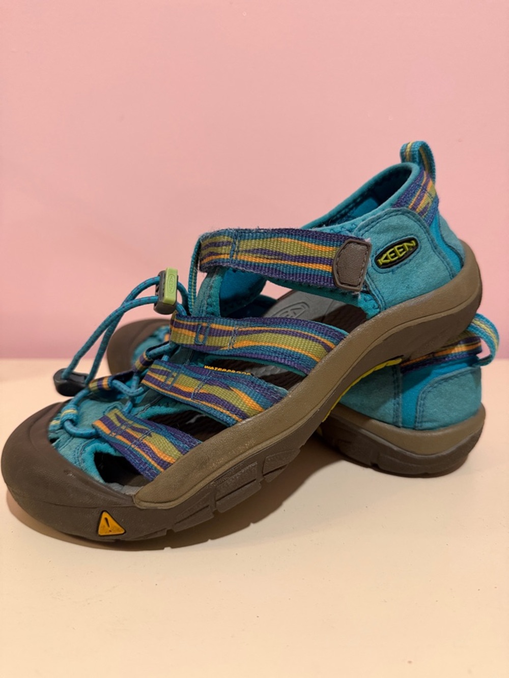 KEEN teal blue Big Kid 4 Girl Boy Newport H2 Shoe Sandals sport hiking water CNX